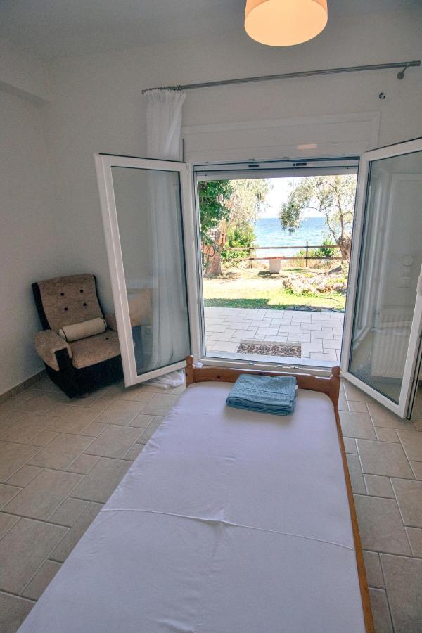 Villas Nies Sourpi Exteriér fotografie