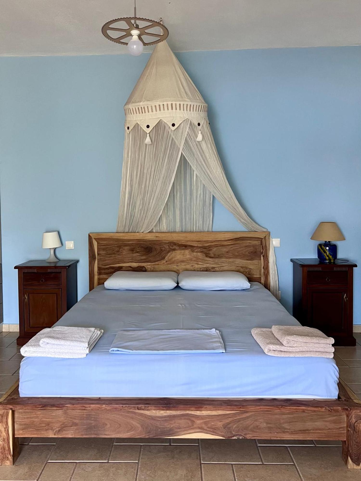 Villas Nies Sourpi Exteriér fotografie